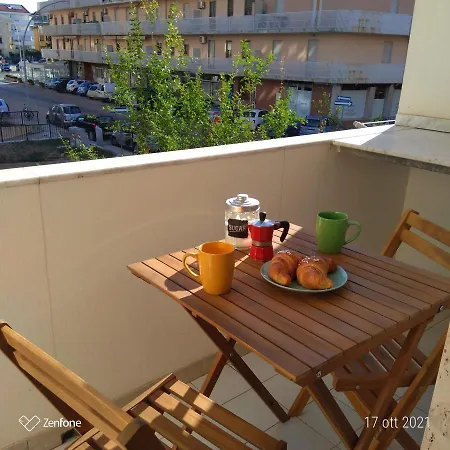 Mica アルゲーロ